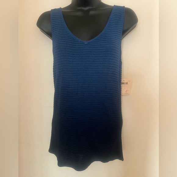 Dana Buchman Blue Sleeveless Knit Top - Picture 1 of 4